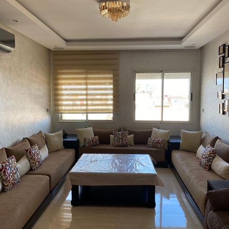 Magnifique Appart F3, Renove, Tres Bien Desservie คาซาบลังกา ภายนอก รูปภาพ