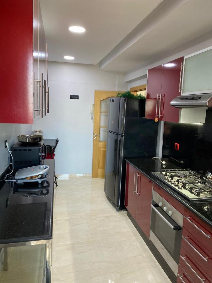 Magnifique Appart F3, Renove, Tres Bien Desservie คาซาบลังกา ภายนอก รูปภาพ