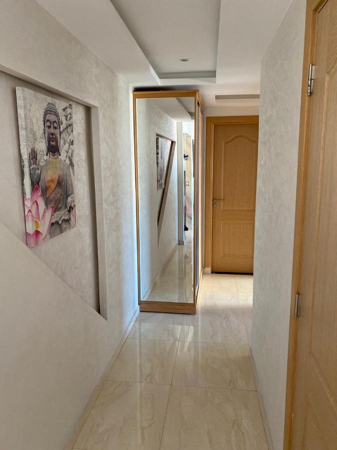 Magnifique Appart F3, Renove, Tres Bien Desservie คาซาบลังกา ภายนอก รูปภาพ